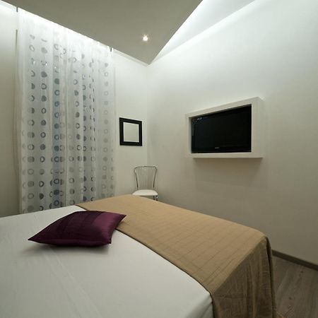 Roma Naif Rooms Phòng bức ảnh