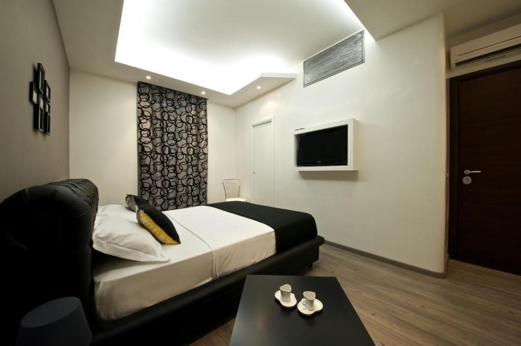Roma Naif Rooms Phòng bức ảnh